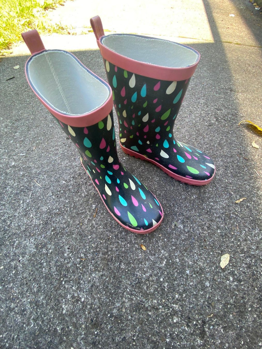 Scarpe per ragazze: Gummistiefel Gr. 35 – Usato da Windisch venduto da Salat8