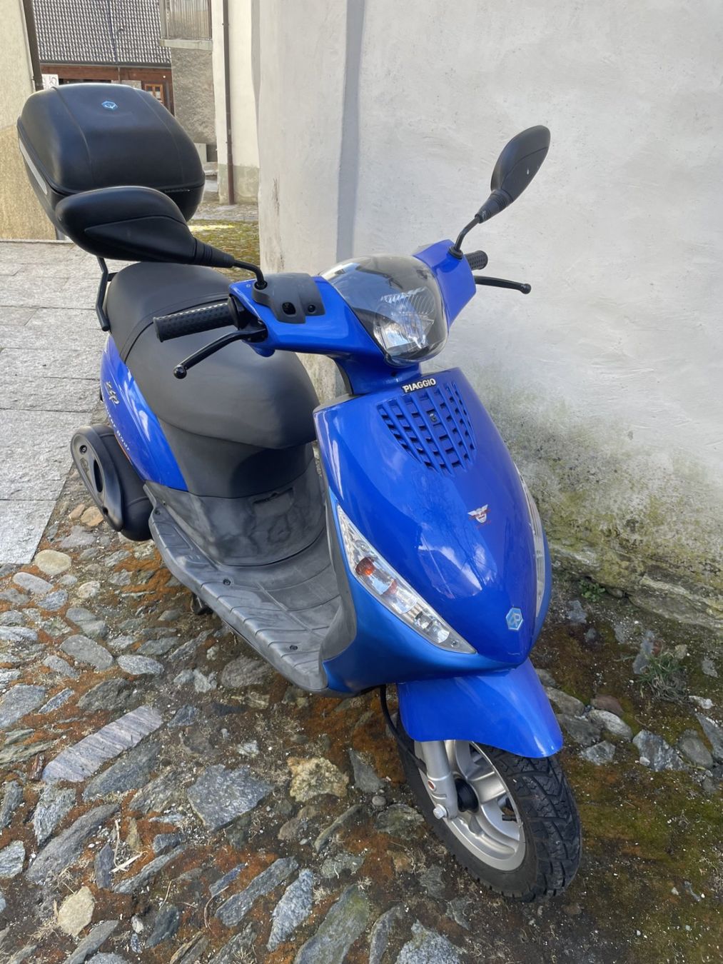 Piaggio Scooters: Scooter – D'occasion à Chironico par guti47 1