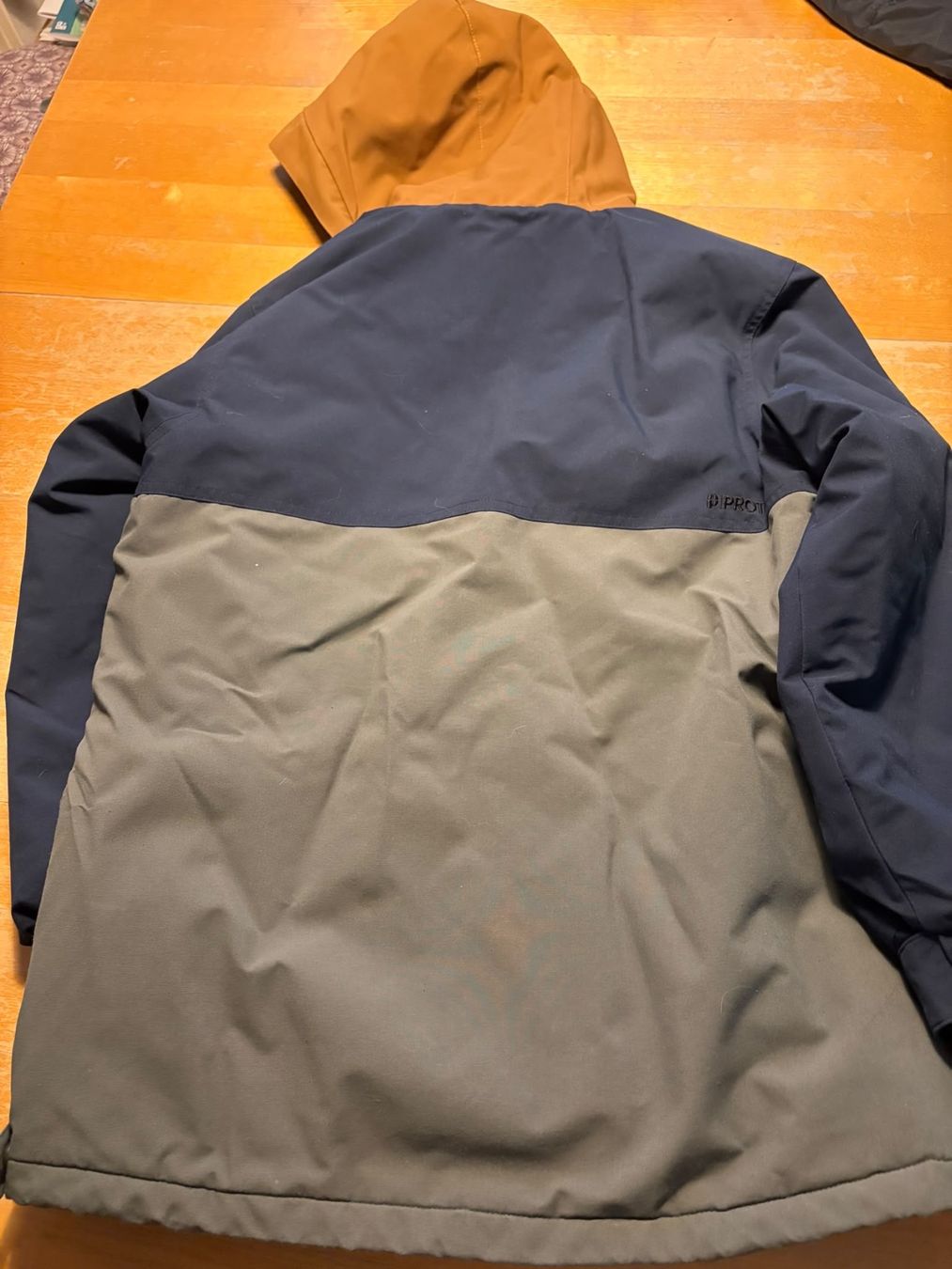 Jacken & Mäntel: leichte Wintertjacke Junge 152 – Gebraucht aus Winterthur von Micahboo 2