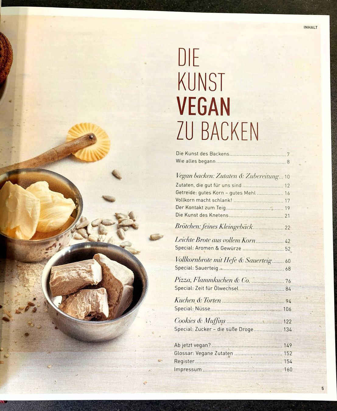 Libri: A. Meyer: DIE KUNST VEGAN ZU BACKEN – Usato da Jegenstorf venduto da ladoga66 2