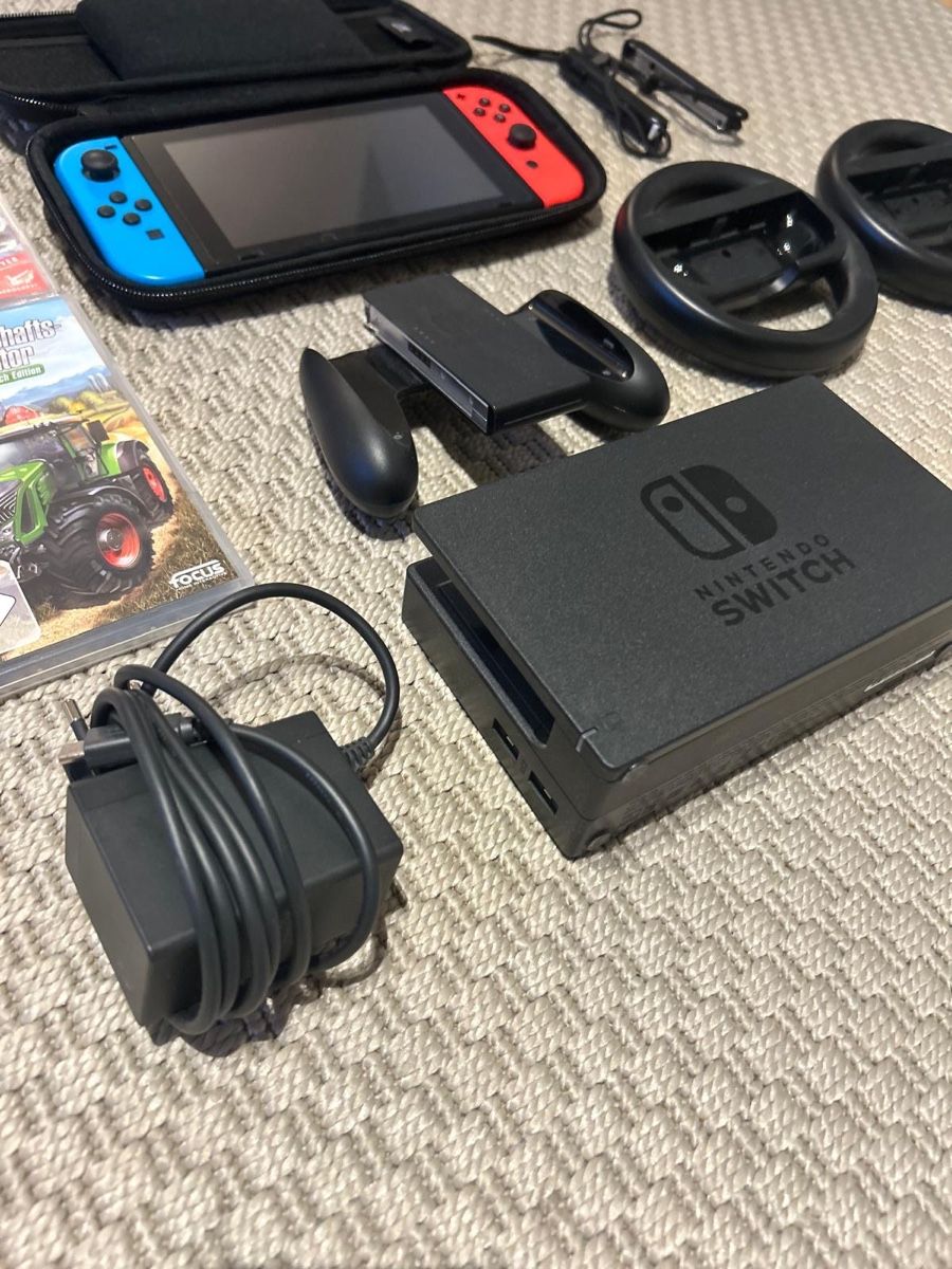 Nintendo Console: Nintendo Switch 1, Mario Wheel, Spiele – Usato da Solothurn venduto da Bobesch08 3