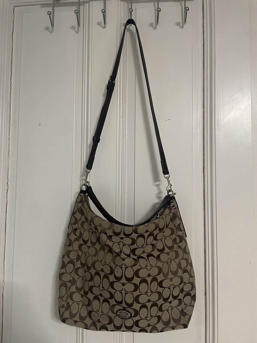 Coach Taschen für Damen: Authentic Coach Hobo Bag – Gebraucht aus Ecublens VD von cle_d8j8