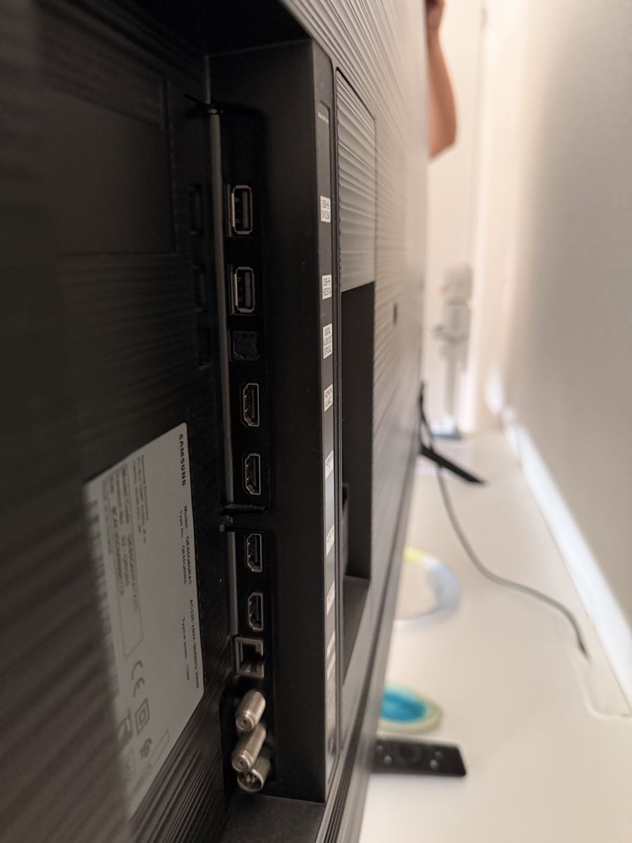 Fernseher: Samsung TV 65” – Gebraucht aus Zürich von mar_h7x7 2