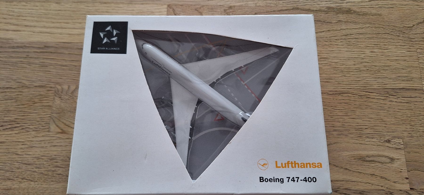 Herpa Modellbausätze & Standmodelle: Flugzeugmodelle im Maßstab 1:500 – Neu und originalverpackt aus Zollbrück von kir_gl88 1