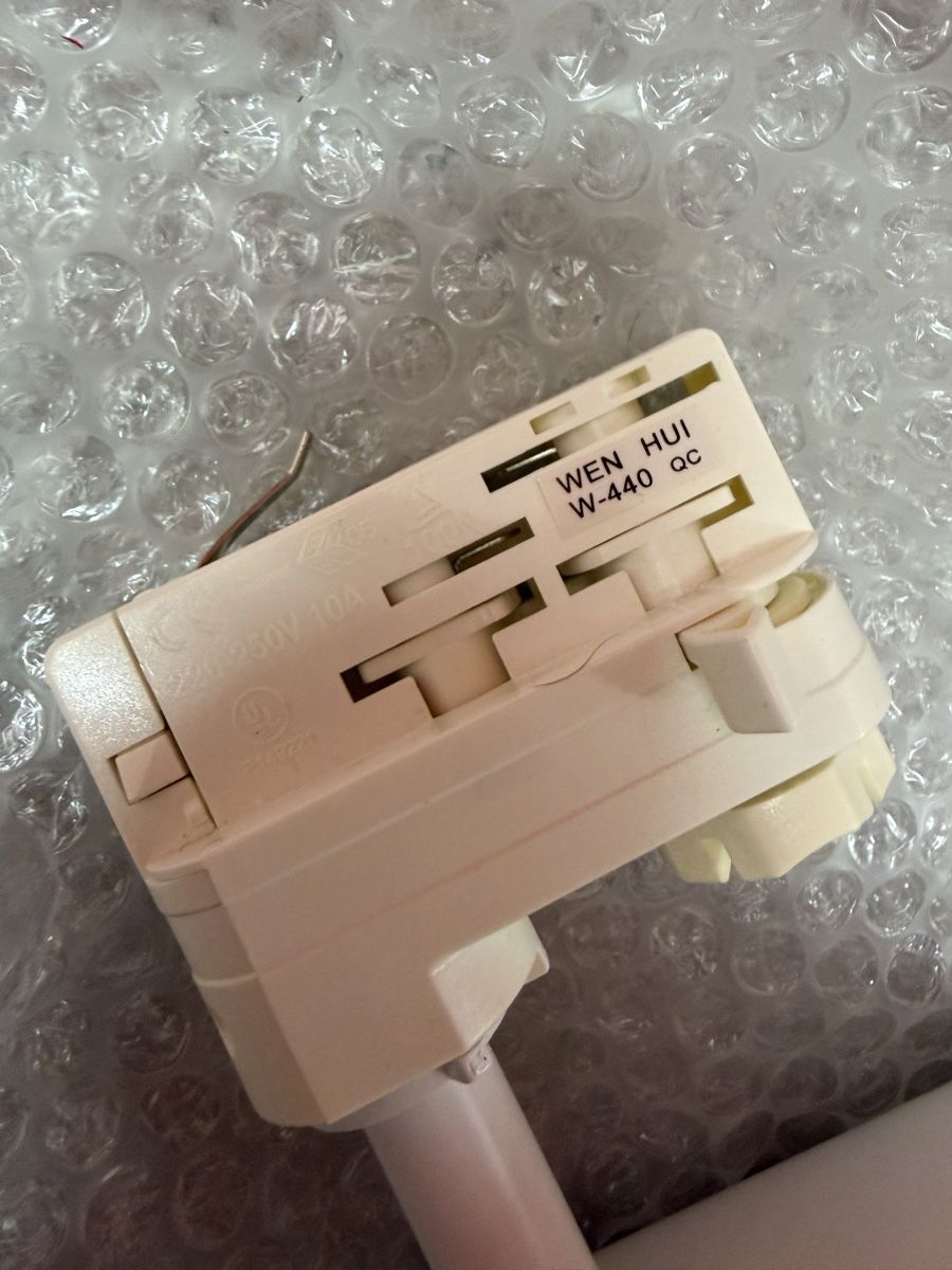 Kronleuchter & Deckenlampen: Track/rail LED spots for shop/store use – Gebraucht aus Nyon von tor_6gr5 4