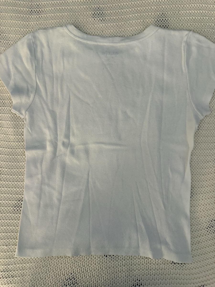 Brandy Melville T-Shirts: Brandy Tshirt – Gebraucht aus Binningen von zoemaya 1