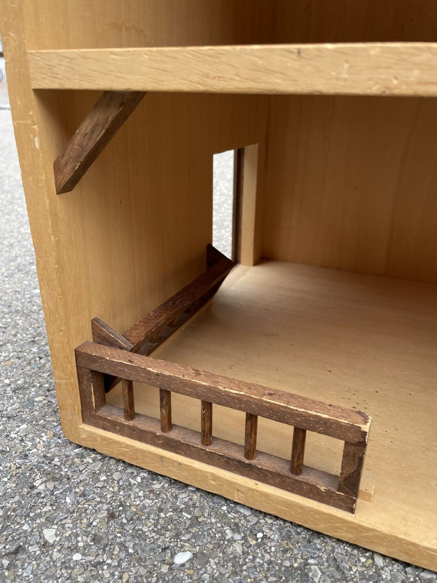 Giocattoli: Holz Stall gebrauchter Zustand – Usato da Weisslingen venduto da Nerine 2