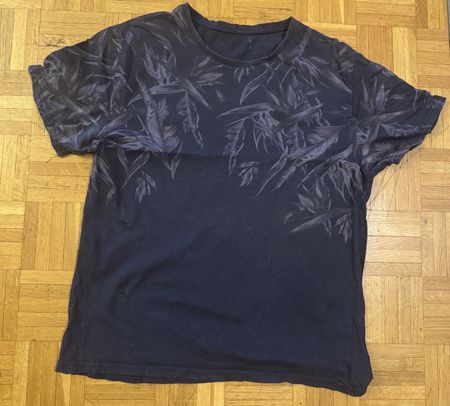T-shirt imprimé feuilles bleu taille L