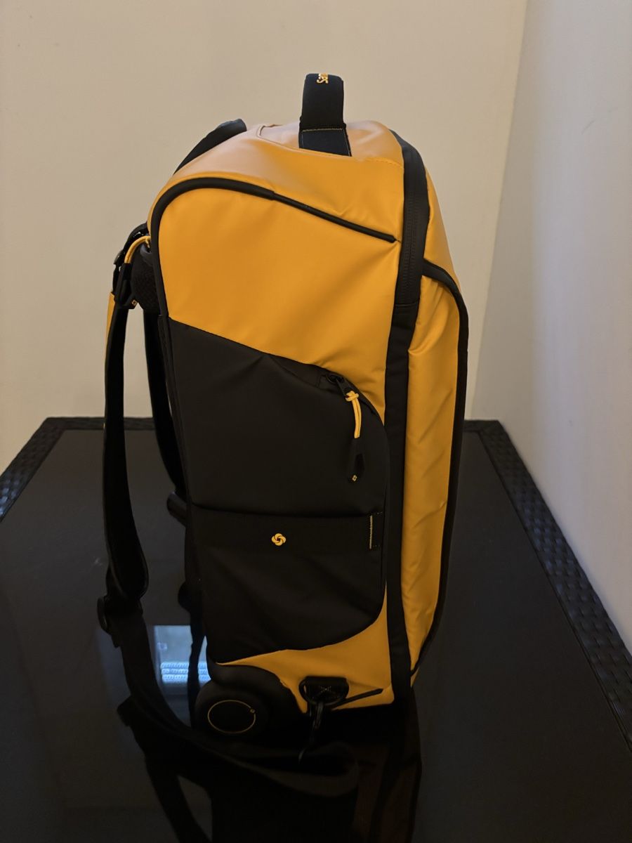 Samsonite Valises de voyage: Samsonite Paradiver Light 55cm Rucksack 2 Rollen – Neuf (Voir description) à Schenkon par chaspu 1
