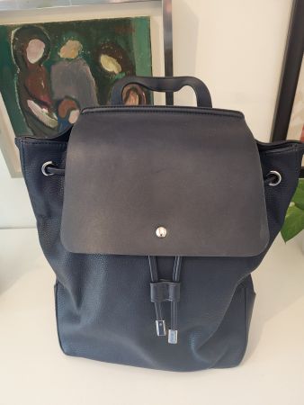 Clarks Miss Poppy Rucksack in Marineblau
