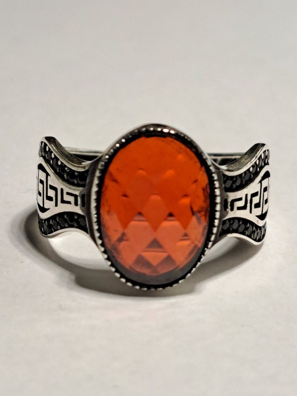 Ringe: 0048 - Bague en argent, Zircon rouge, taille 66 – Neu und originalverpackt aus Neuchâtel von NIDAVELIR