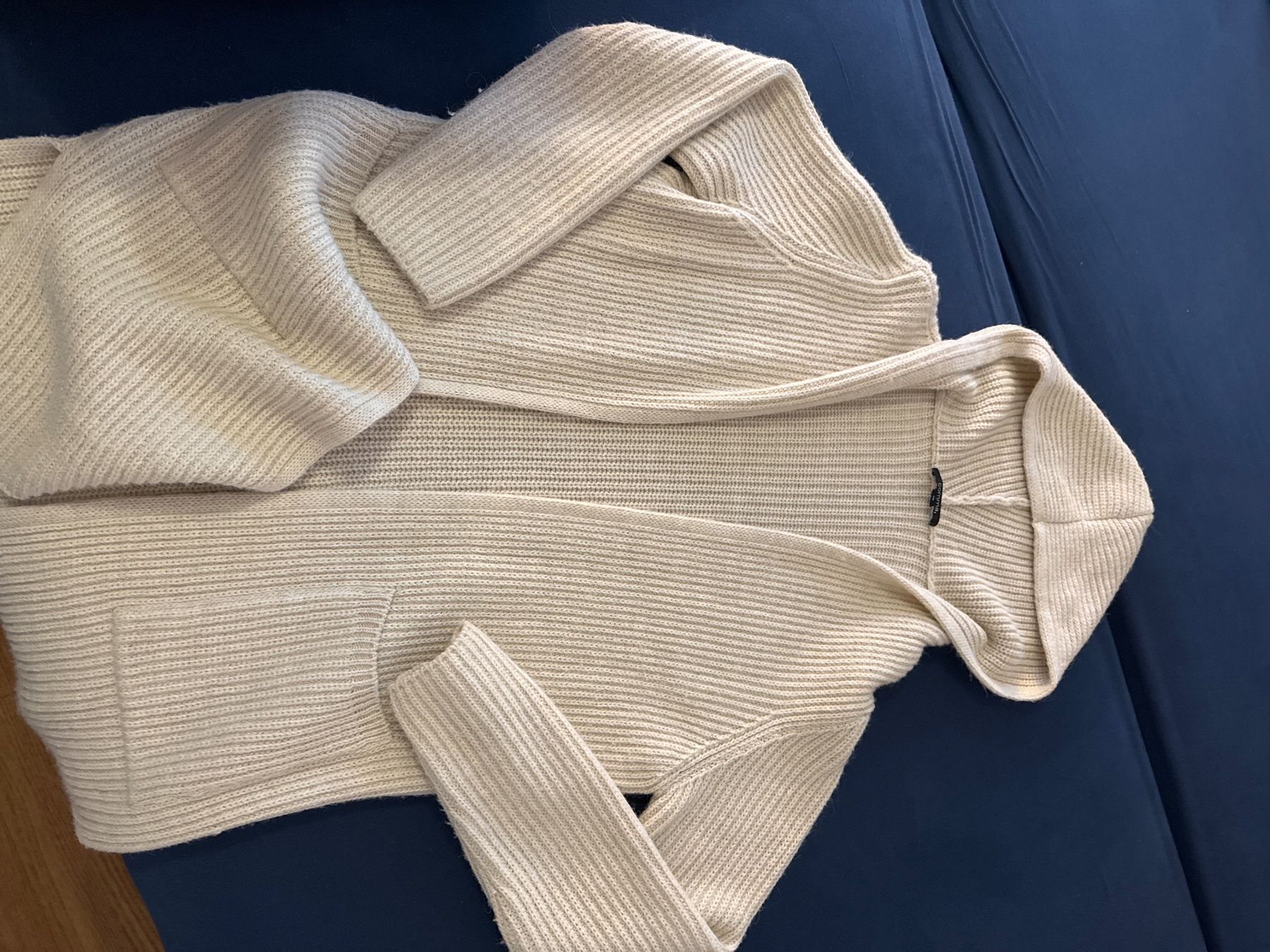 Comma Vestes: Strickjacke lang COMMA – D'occasion à Fürstenau par Du-01
