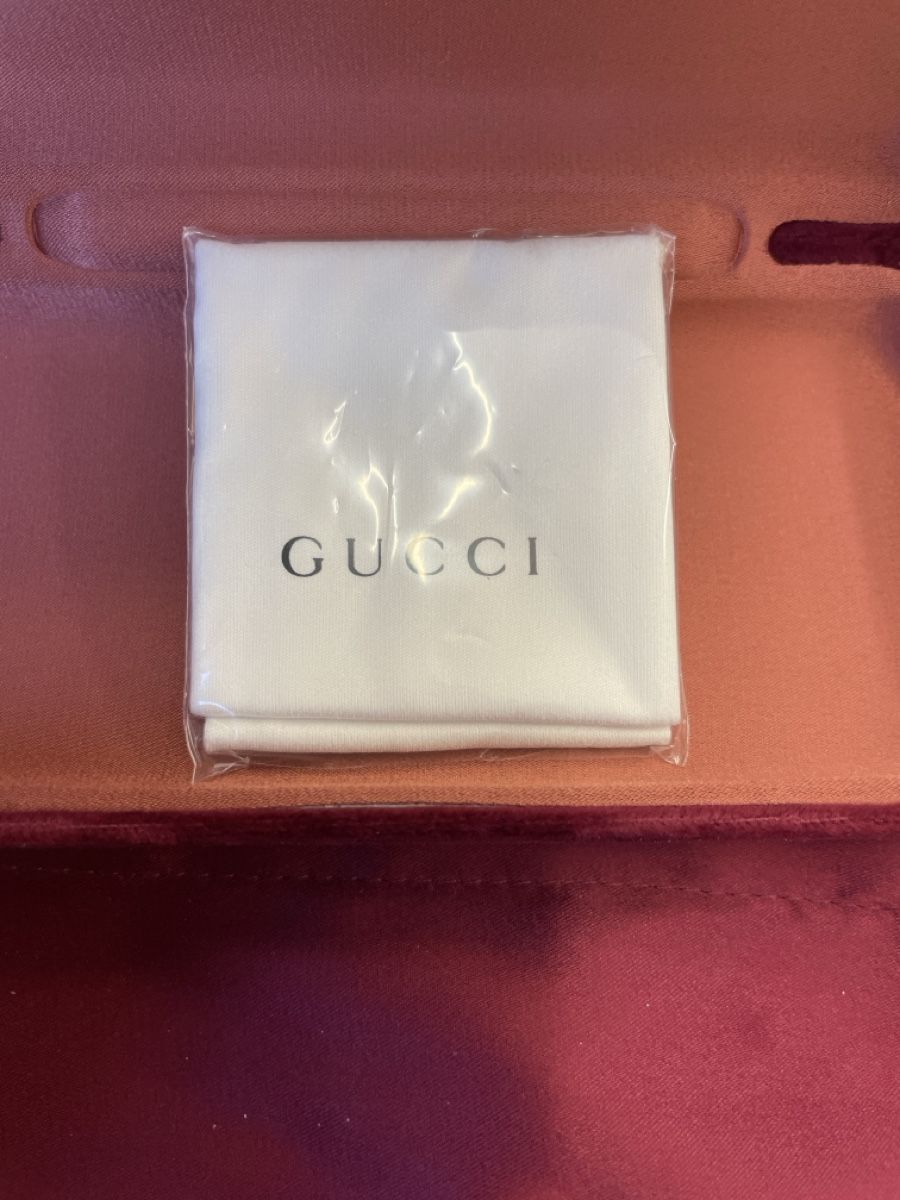 Gucci Altro in  Abbigliamento & Accessori: Custodia originale Gucci – Nuovo (secondo la descrizione) da Cagiallo venduto da Misschiacci- 1