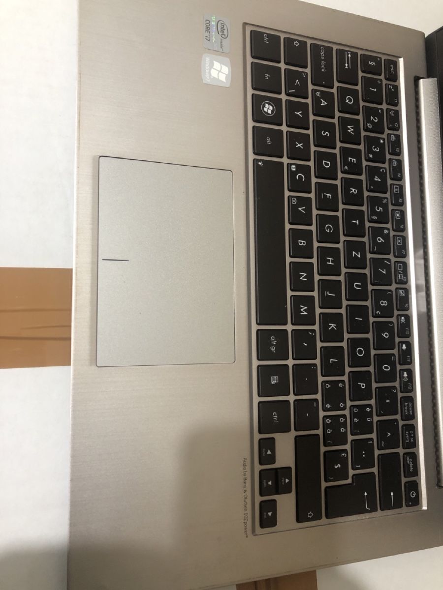 Asus Notebook: Laptop Asus UX31A  Defekt – Usato da Biel-Bienne venduto da alos07 2