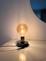     Tischleuchte im Industrial-Stil