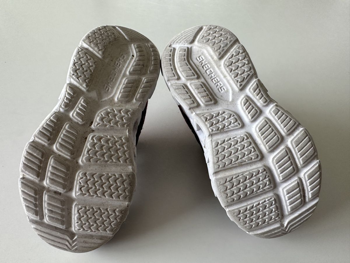 Skechers Schuhe für Jungen: Skechers Sneakers leuchtend Gr.25 – Gebraucht aus Meggen von kammann 5