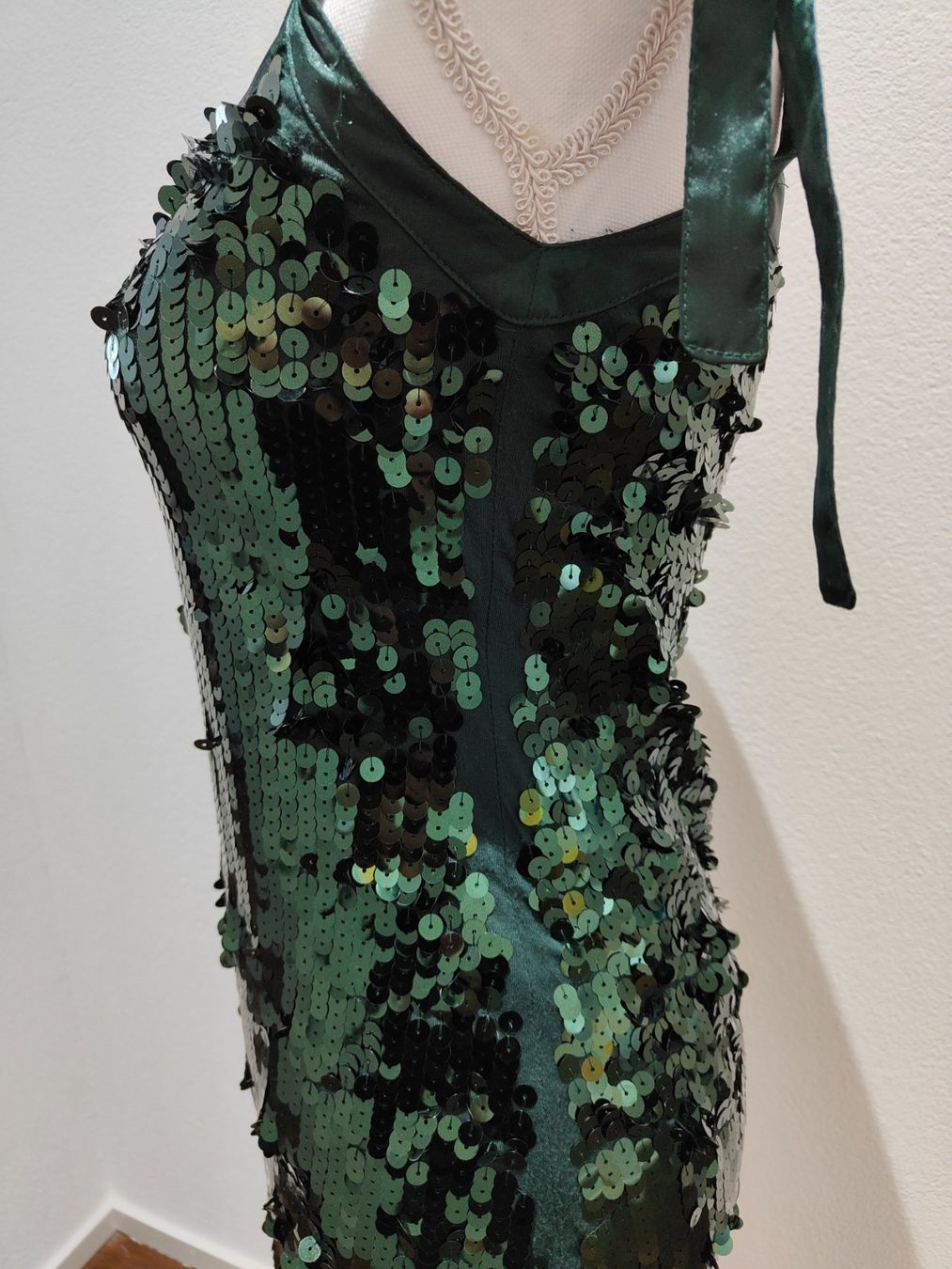 Mango Vestiti: Paillettenkleid Cocktailkleid – Usato da Schänis venduto da mel_hhn6 2