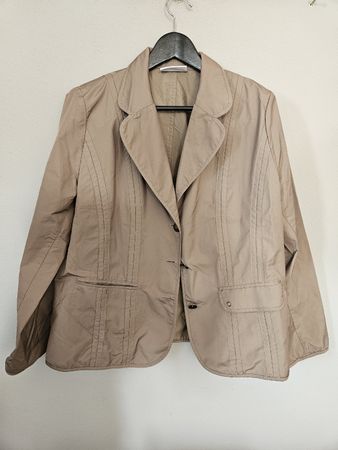 Frankenwälder Übergangsjacke Gr. 42 beige