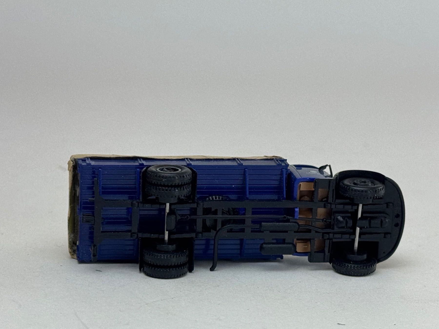 Brekina Modellini d'auto: GB5- Brekina Mercedes THW Pritsche – Usato da Elm venduto da Wikmtz 2