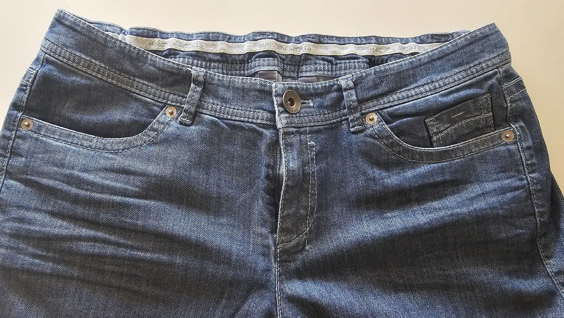 Marc Cain Jeans: MARCCAIN Jeans Damengrösse N3 /M dunkelblau – Usato da Aarau venduto da Mery6 3