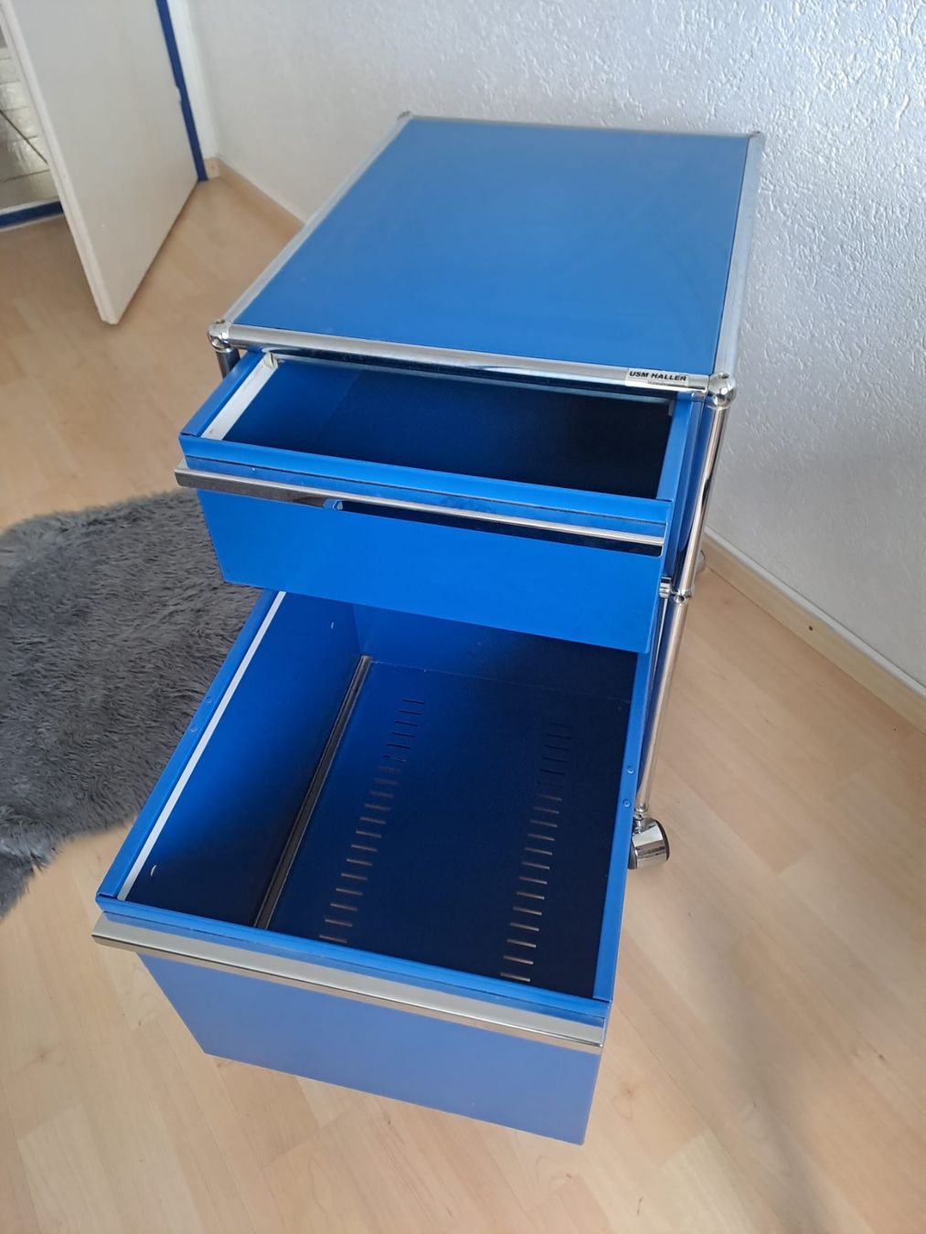 USM Banconi: USM Korpus Blau – Usato da La Neuveville venduto da austinpowers70 2