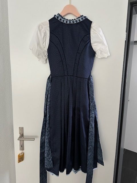 Costumi: Dirndl set – Nuovo (secondo la descrizione) da Dallenwil venduto da ZD2019 1