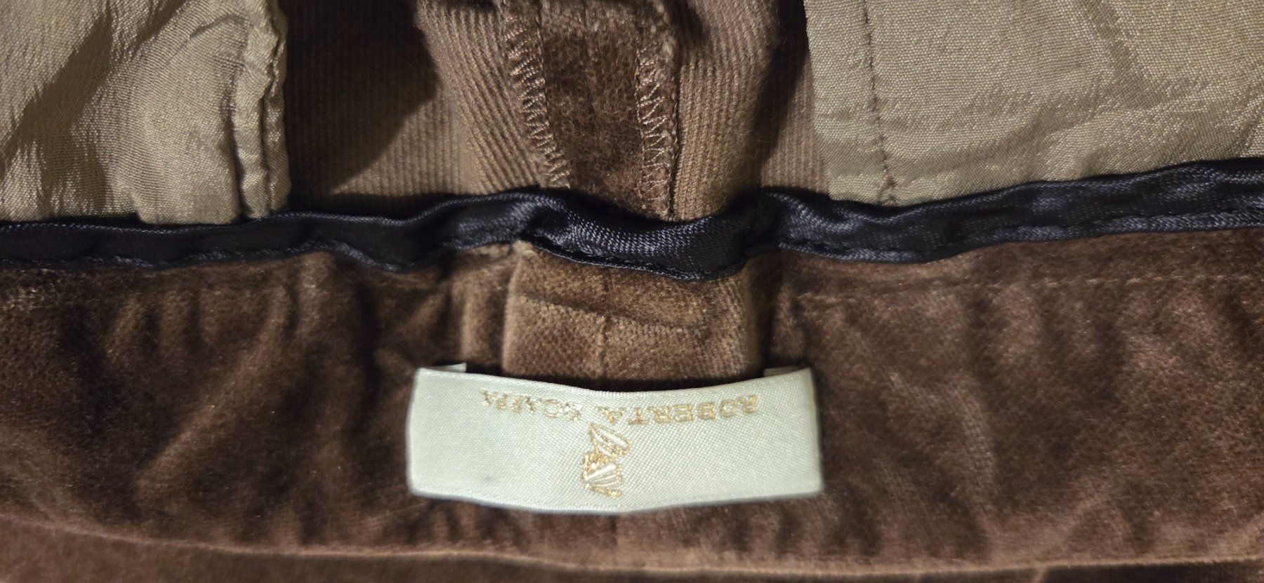 Hosen: Hose braun Samt Grösse 40 ROBERTA SCARPA – Gebraucht aus Wettswil von doe_x6nz 3