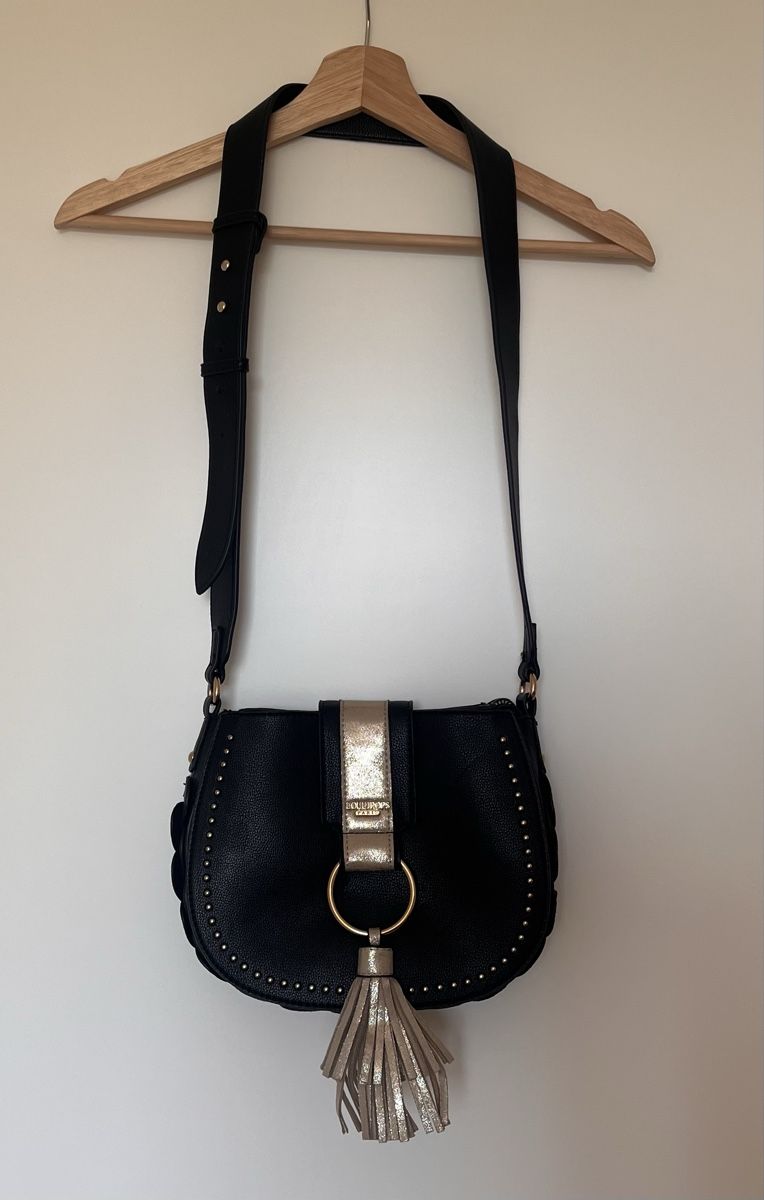 Sacs femmes: Schultertasche  – D'occasion à Basel par fra_z5gc
