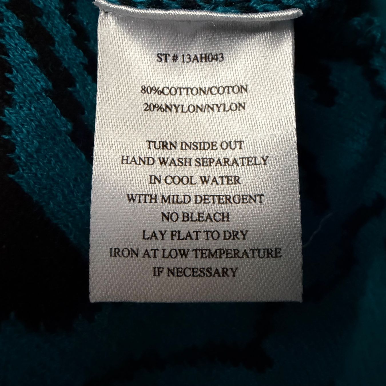 Pullover & Sweatshirts: Rollkragenpullover, auffälliges Muster, Grösse M – Gebraucht aus Zürich von ClosetQueen 9