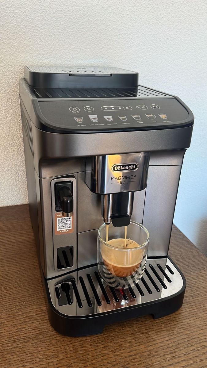 De'Longhi Macchine per caffè & Macchine per espresso: Delonghi Kaffeemaschine – Usato da Root venduto da HHParts 1