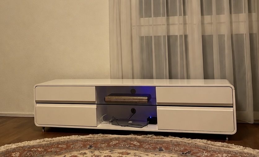 TV Möbel: TV Möbel – Gebraucht aus Oberägeri von ehs_dq8c