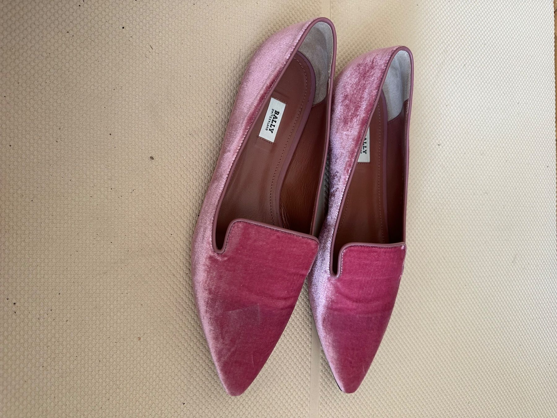 Bally Scarpe da donna: Bally Ballerinas 39.5 Rosa Samt – Nuovo e nell'imballaggio originale da Bern venduto da euglena.longa 1