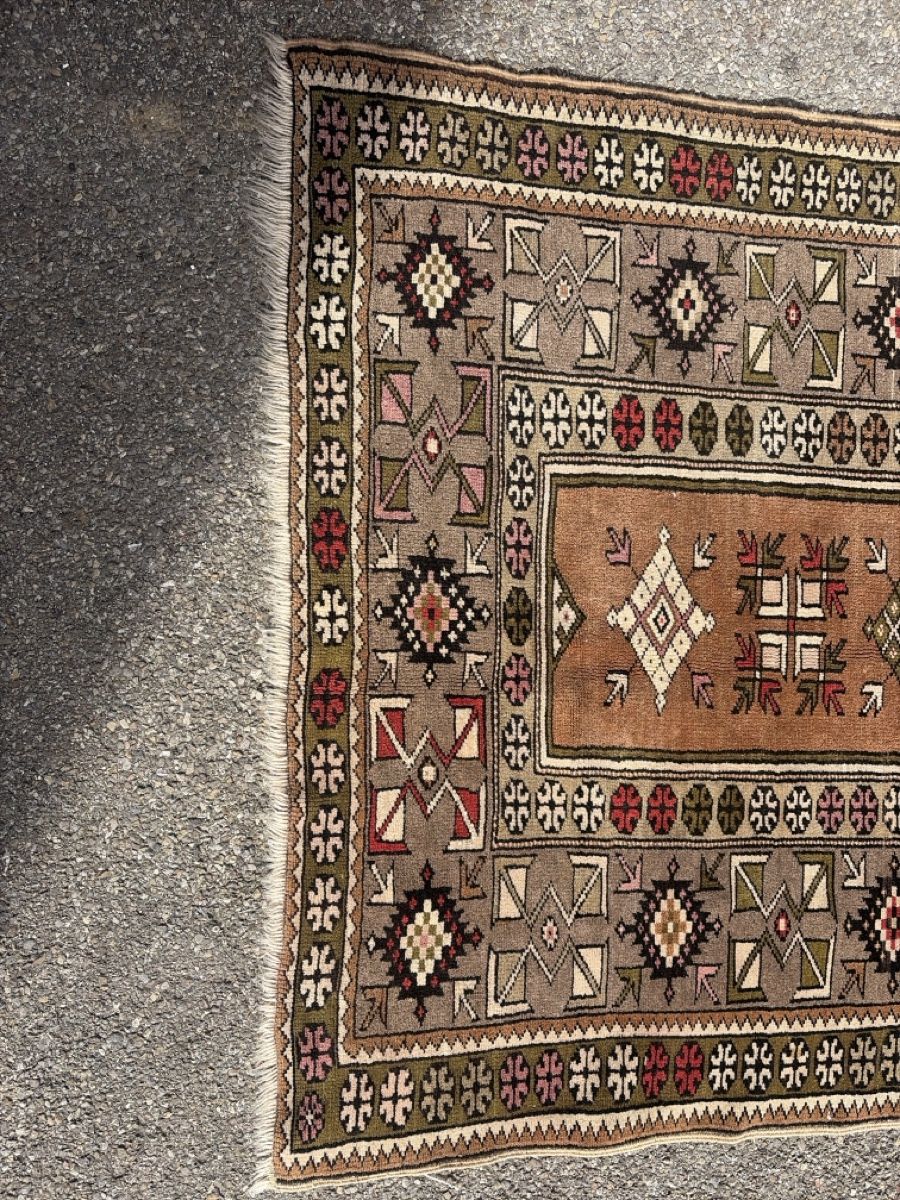 Tappeti: Feiner Milas Teppich  – Usato da Wängi venduto da Tesimo 4