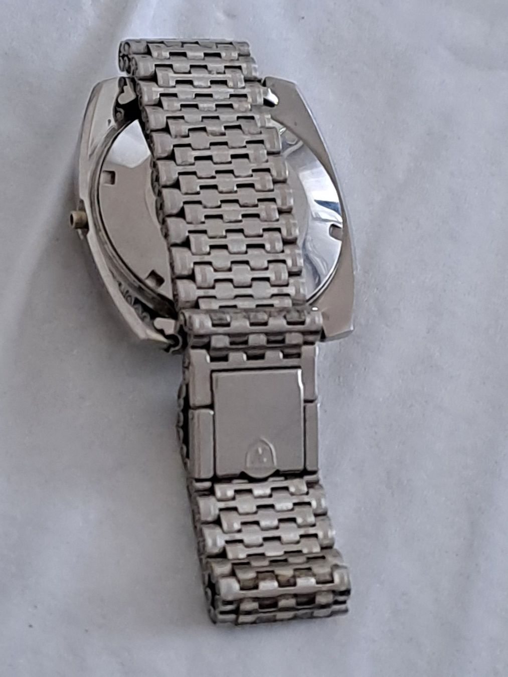 Nivada Uhren: Nivada Grenchen  Taravana Automatic vintage Herrenuhr – Gebraucht aus Neuhausen am Rheinfall von  8