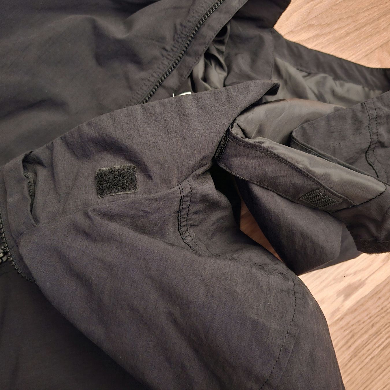 H&M Giacche & Cappotti: Jungen Jacke H&M Gr. 170 – Nuovo (secondo la descrizione) da St. Gallen venduto da emi_nfh9 3