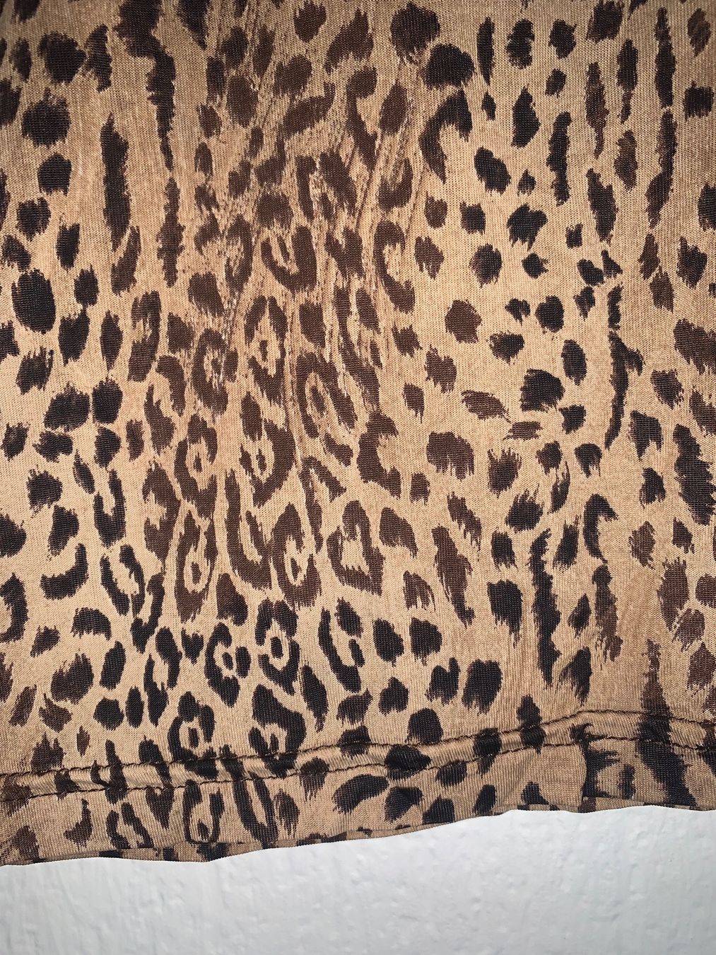 Top: Top léopard 🐆 Dolcemiele taille M – Usato da Lausanne venduto da Xiaoxi 5