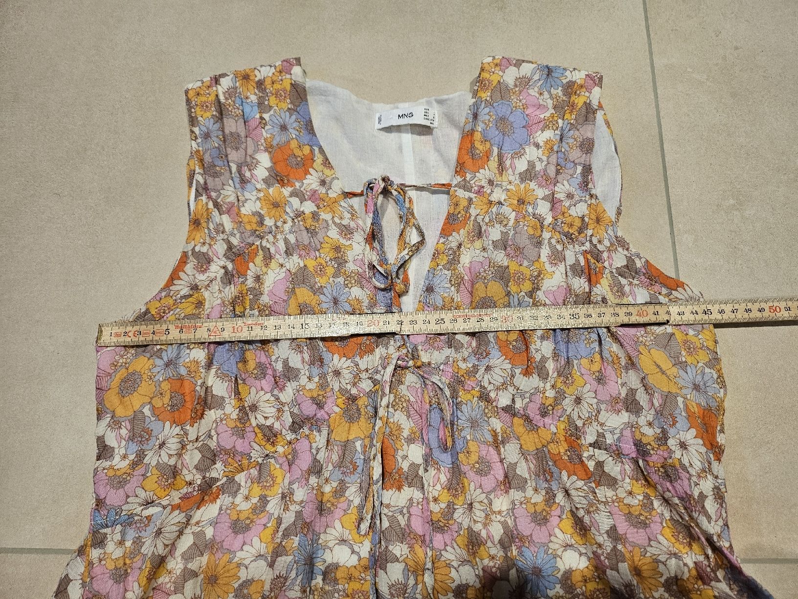 Mango Kleider: Mango Blumenkleid gr.L – Gebraucht aus Allschwil von na.wi.90 5