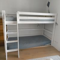 Hochbett / Etagenbett weiss Möbel Pfister ink. Treppenschutz