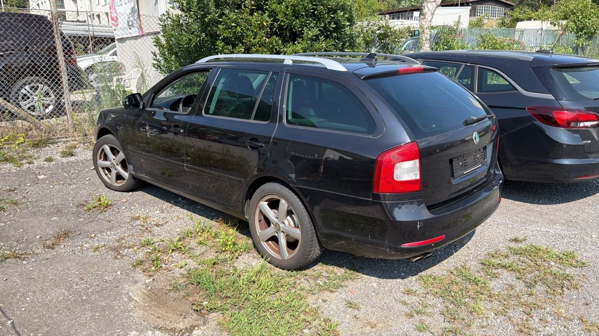 Skoda Automobili: Skoda Octavia 1.8 benzina  – Difettoso da Gordola venduto da sai_2bz9 3