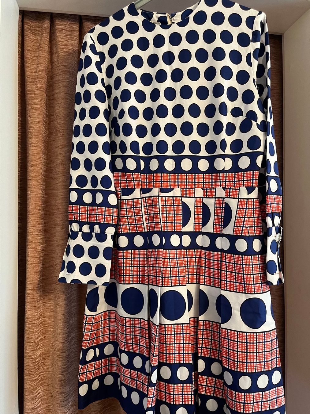 Acne Studios Vestiti: Orginal Kleid aus den 60iger Gr. 36-38 – Nuovo (secondo la descrizione) da Wettingen venduto da PriskaZ05