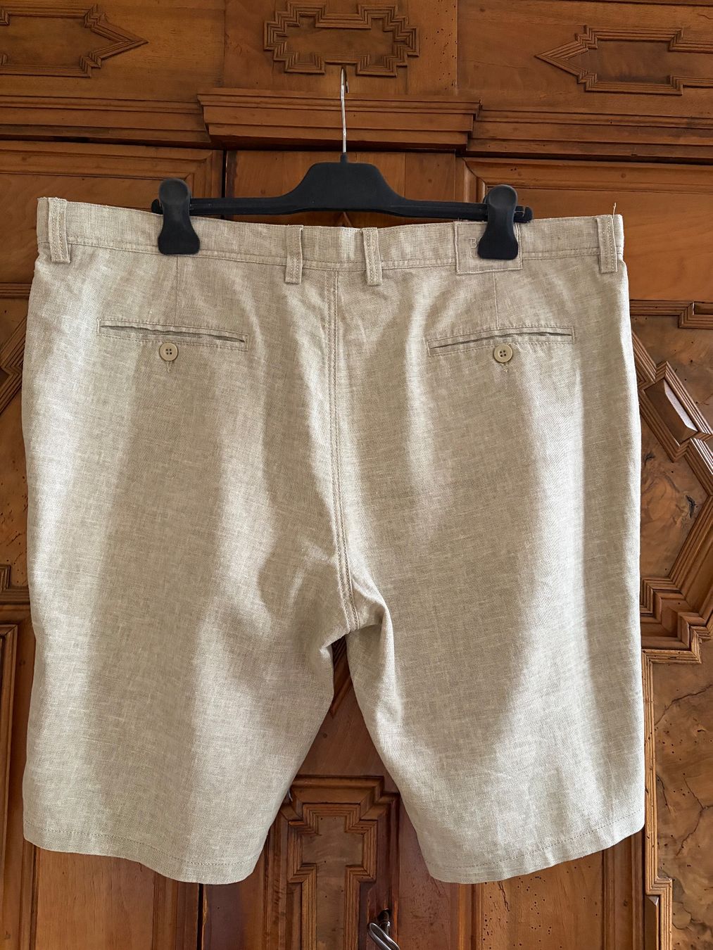 Hugo Boss Pantaloni: HUGO BOSS PHOENIX 23660  Elegante Bermudashorts  Größe 44 – Usato da Interlaken venduto da Bona55 1