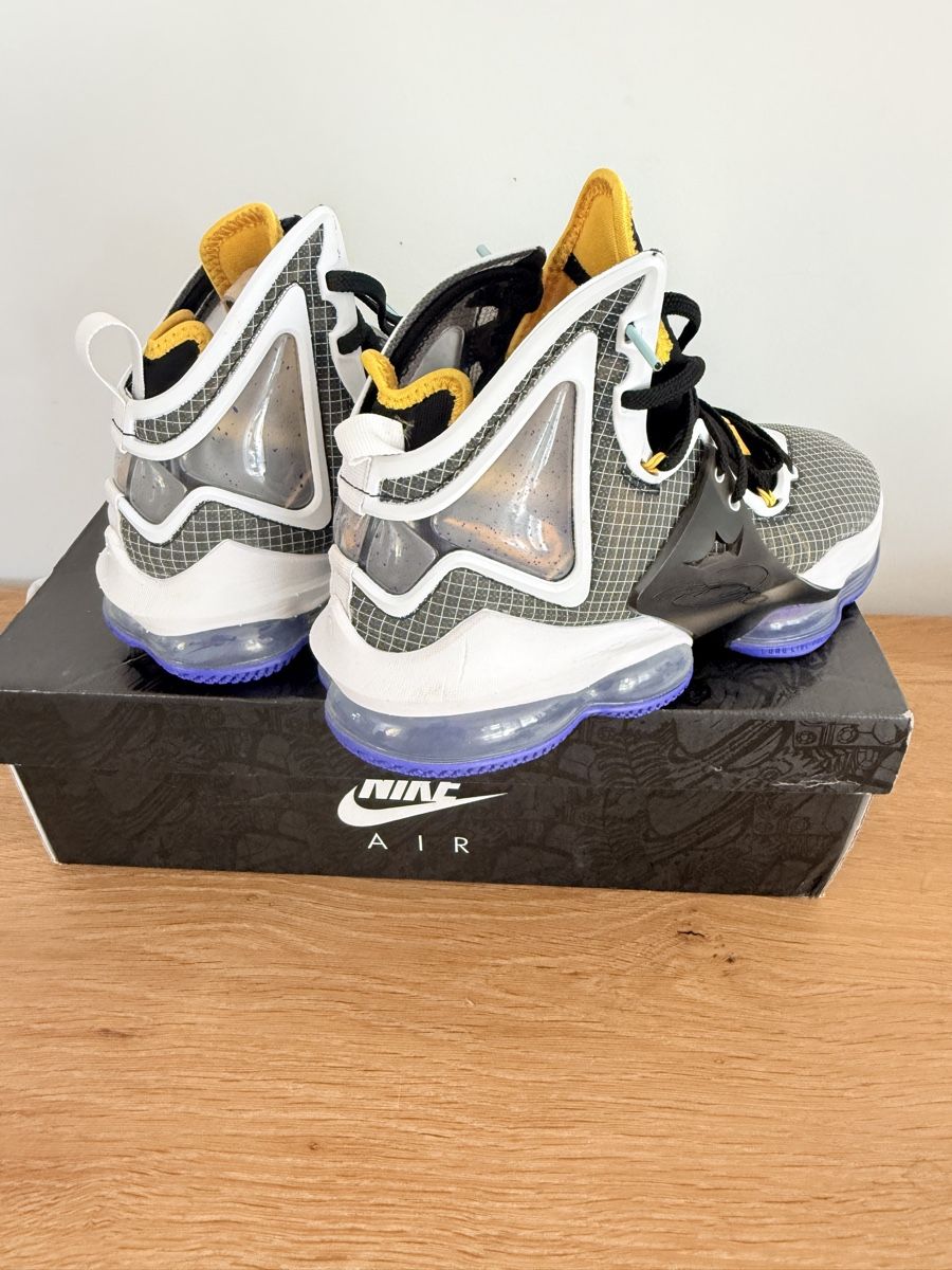 Nike Scarpe da uomo: LeBron Air Nike  – Nuovo e nell'imballaggio originale da Basel venduto da oellifarm 1