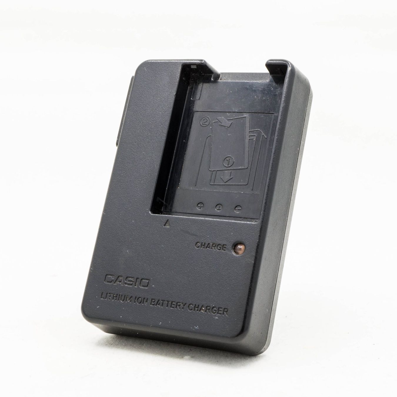 Casio Altri Accessori: Casio CASIO BC-11L Battery Charger – Usato da Thörishaus venduto da vintagger