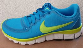 WMNS Nike Free 5.0 V4 Gr. 36,5
