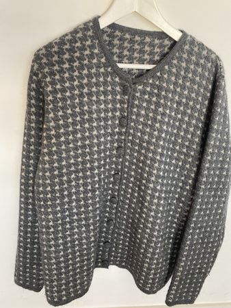 Strickjacke grau flauschig warm Gr.44/L mit Wolle und Mohair