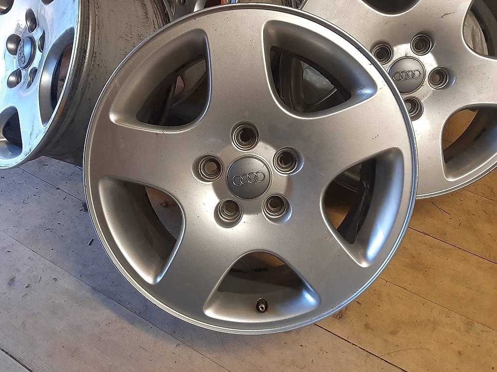 Audi Felgen: Original AUDI Felgen 16" – Gebraucht aus Münsingen von sttech 1