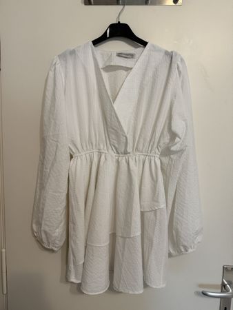Damen Kleid weiss Langarm V-Ausschnitt neuwertig