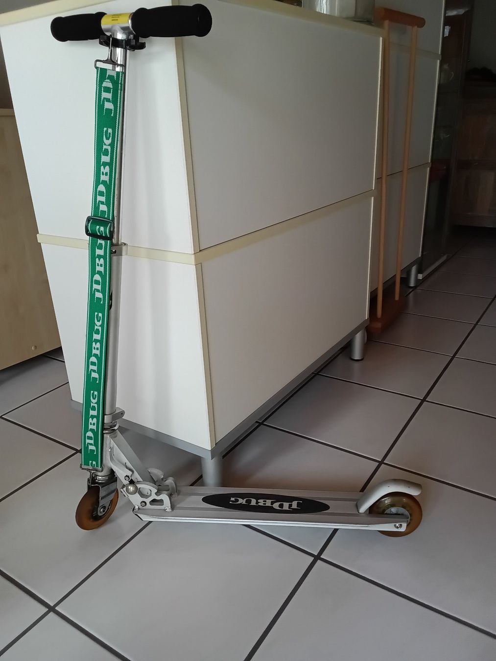 Scooters: MicroScooter DJBug – D'occasion à Erlach par Tobago25