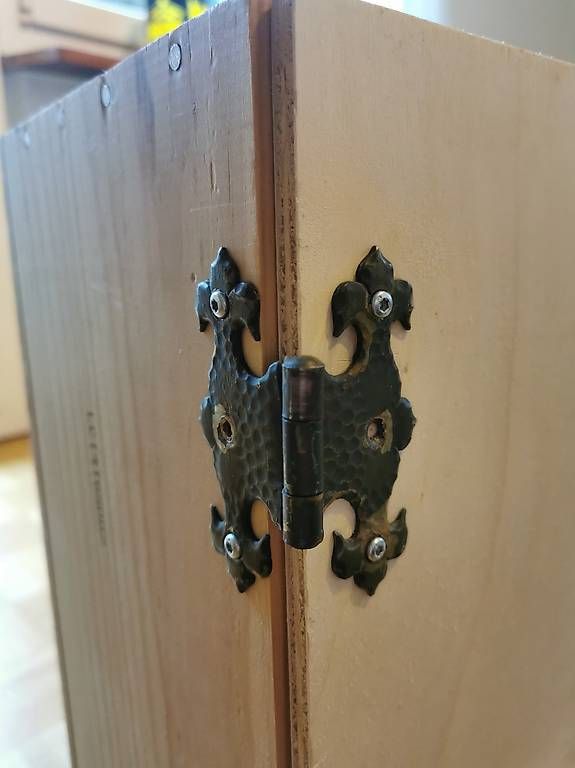 Altro: Weinkiste mit Deckel – Usato da Wettingen venduto da MartiMichele 2