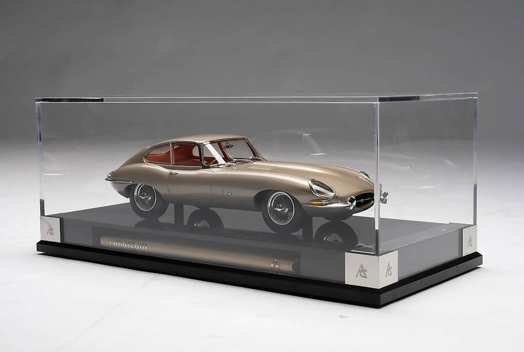 Voitures modèles: JAGUAR E-TYPE COUPE - AMALGAM Collection 1:18 – Neuf avec emballage d'origine à Dietikon par Zueriring